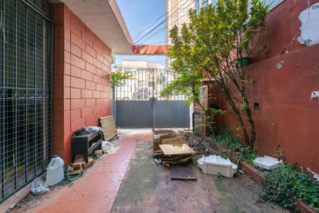 Garagem de casa à venda com 3 quartos, 180m² em Vila Alexandria, São Paulo