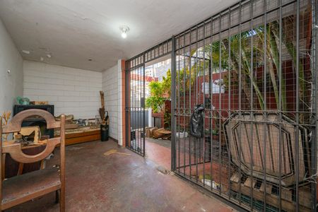 Hall de entrada de casa à venda com 3 quartos, 180m² em Vila Alexandria, São Paulo