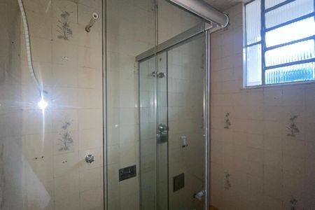 Casa para alugar com 200m², 2 quartos e 2 vagasBanheiro
