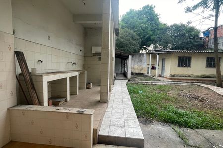 Casa para alugar com 200m², 2 quartos e 2 vagasQuintal