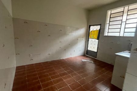 Casa para alugar com 200m², 2 quartos e 2 vagasCozinha