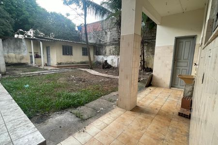 Casa para alugar com 200m², 2 quartos e 2 vagasQuintal