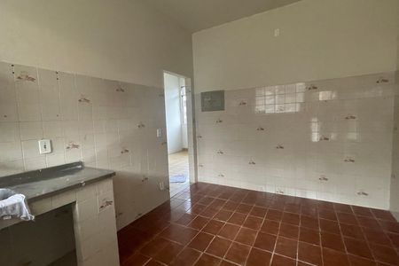 Casa para alugar com 200m², 2 quartos e 2 vagasCozinha