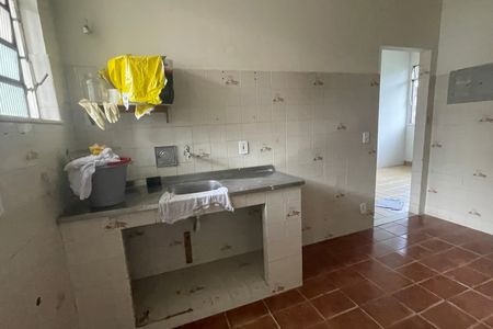 Casa para alugar com 200m², 2 quartos e 2 vagasCozinha