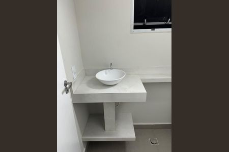 Apartamento para alugar com 52m², 2 quartos e 1 vagaBanheiro