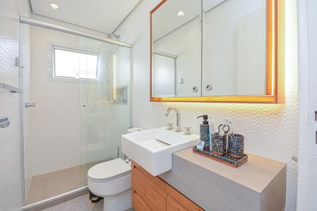 Casa à venda com 205m², 4 quartos e 3 vagasBanheiro 2