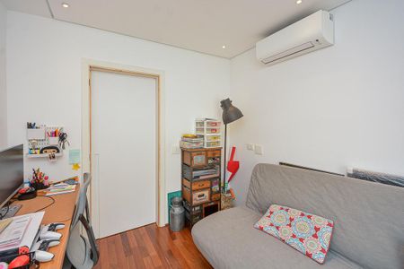 Quarto 1 de casa à venda com 4 quartos, 205m² em Capela do Socorro, São Paulo