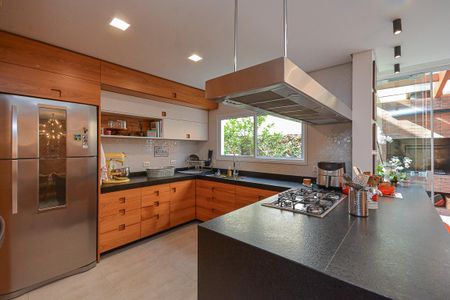 Casa à venda com 205m², 4 quartos e 3 vagasCozinha