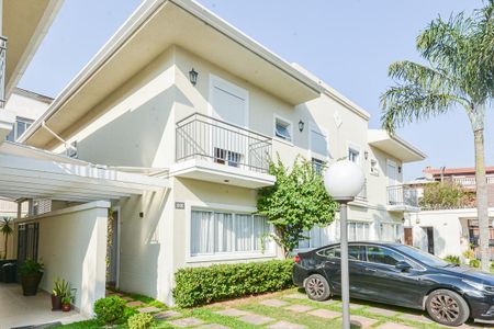 Casa à venda com 205m², 4 quartos e 3 vagasFachada