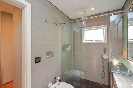 Casa à venda com 205m², 4 quartos e 3 vagasBanheiro 3