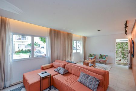 Casa à venda com 205m², 4 quartos e 3 vagasSala