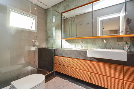 Casa à venda com 205m², 4 quartos e 3 vagasBanheiro 3
