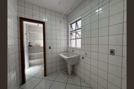 Apartamento à venda com 87m², 3 quartos e 2 vagasBanheiro 