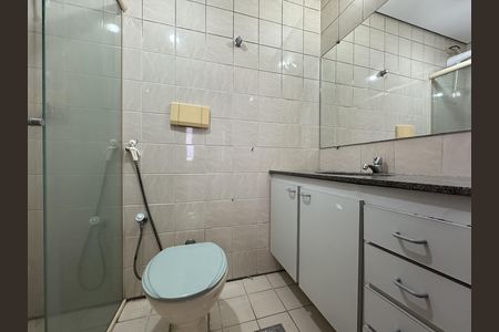 Apartamento à venda com 87m², 3 quartos e 2 vagasBanheiro 