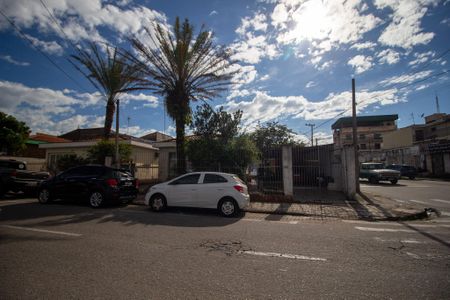 Casa para alugar com 141m², 3 quartos e 1 vagaFachada
