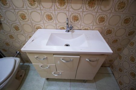 Casa para alugar com 141m², 3 quartos e 1 vagaBanheiro