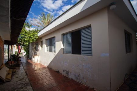 Casa para alugar com 141m², 3 quartos e 1 vagaQuintal