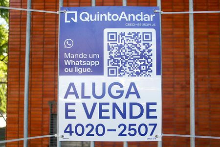 Apartamento à venda com 92m², 2 quartos e 1 vagaPlaquinha