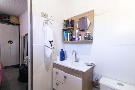 Casa à venda com 300m², 1 quarto e 2 vagas Casa à venda com 300m², 1 quarto e 2 vagasBanheiro