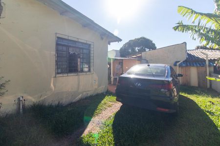 Casa à venda com 300m², 1 quarto e 2 vagas Casa à venda com 300m², 1 quarto e 2 vagasFachada