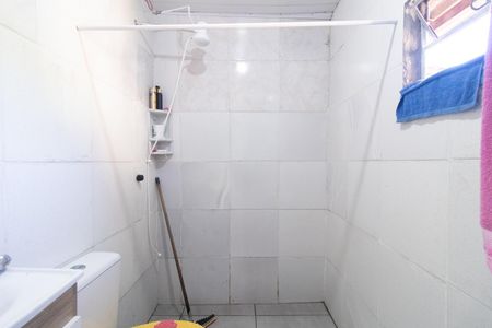 Casa à venda com 300m², 1 quarto e 2 vagas Casa à venda com 300m², 1 quarto e 2 vagasBanheiro