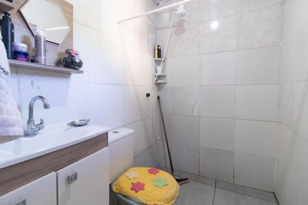 Casa à venda com 300m², 1 quarto e 2 vagas Casa à venda com 300m², 1 quarto e 2 vagasBanheiro