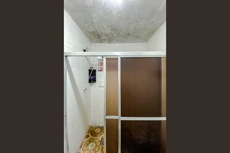 Banheiro de casa à venda com 5 quartos, 290m² em Vila Bertioga, São Paulo