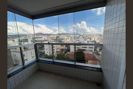 Apartamento à venda com 79m², 3 quartos e 2 vagasVaranda 