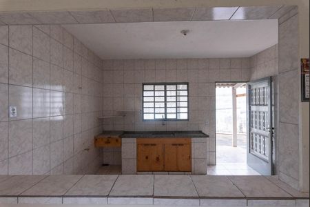 Casa para alugar com 250m², 3 quartos e 2 vagasCozinha