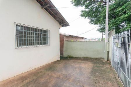 Casa para alugar com 250m², 3 quartos e 2 vagasFachada