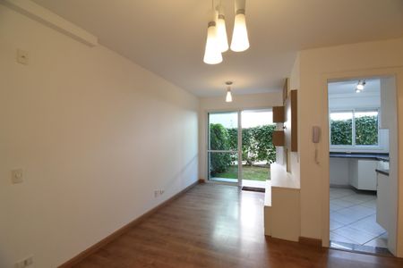 Sala de apartamento para alugar com 1 quarto, 60m² em Pilarzinho, Curitiba