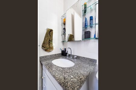 Apartamento para alugar com 70m², 3 quartos e 1 vaga