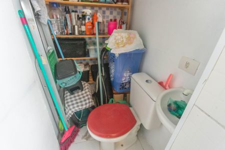Apartamento à venda com 72m², 2 quartos e 1 vagaBanheiro de serviço 