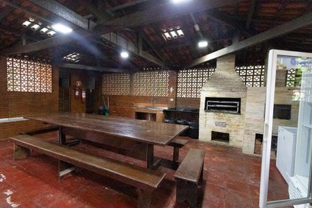 Apartamento à venda com 72m², 2 quartos e 1 vagaÁrea comum - Churrasqueira