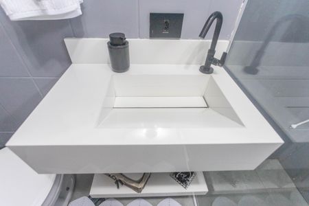 Apartamento à venda com 72m², 2 quartos e 1 vagaBanheiro 