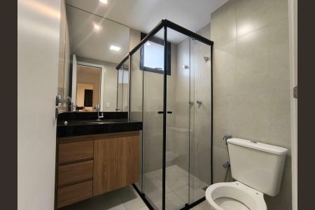 Apartamento à venda com 155m², 4 quartos e 2 vagas Apartamento à venda com 155m², 4 quartos e 2 vagasBanheiro da Suíte