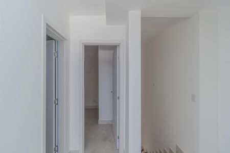 Apartamento à venda com 155m², 4 quartos e 2 vagas Apartamento à venda com 155m², 4 quartos e 2 vagasCorredor
