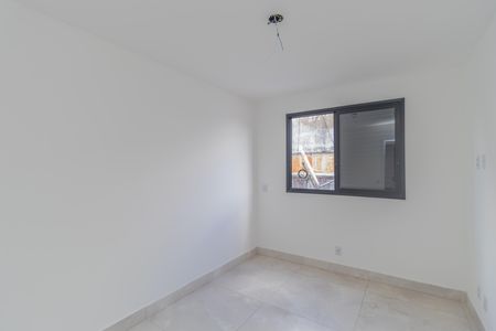 Apartamento à venda com 155m², 4 quartos e 2 vagas Apartamento à venda com 155m², 4 quartos e 2 vagasQuarto 2