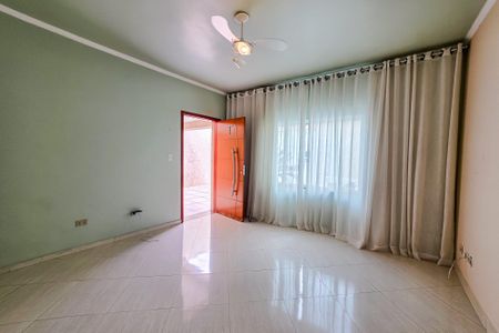 Casa à venda com 4 quartos, 198m² em Vila Camilópolis, Santo André