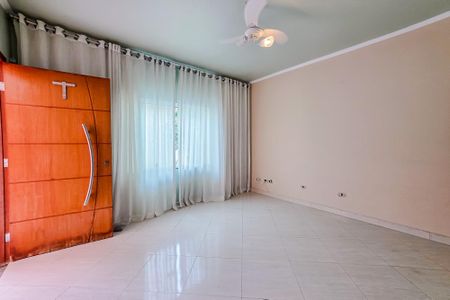 Casa à venda com 4 quartos, 198m² em Vila Camilópolis, Santo André