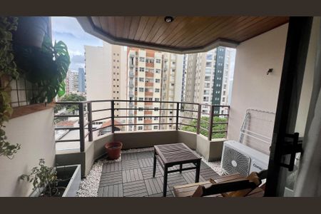 Apartamento à venda com 72m², 2 quartos e 1 vagaVaranda