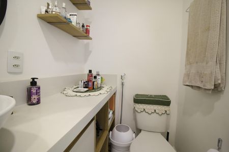 Apartamento para alugar com 150m², 3 quartos e 3 vagasBanheiro da Suíte 2
