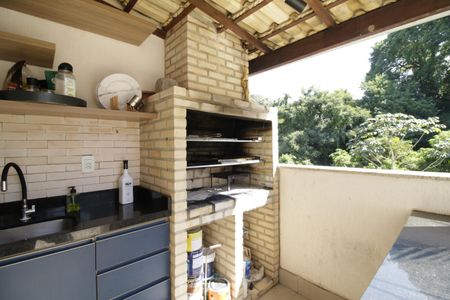 Apartamento para alugar com 150m², 3 quartos e 3 vagasCozinha 2 - churrasqueira 