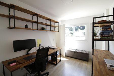 Apartamento para alugar com 150m², 3 quartos e 3 vagasEscritório