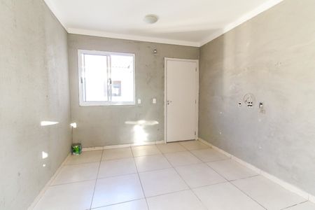 Sala de apartamento para alugar com 2 quartos, 43m² em Jardim Nélia, Ferraz de Vasconcelos