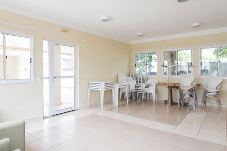 Apartamento para alugar com 43m², 2 quartos e 1 vagaÁrea comum - Salão de festas