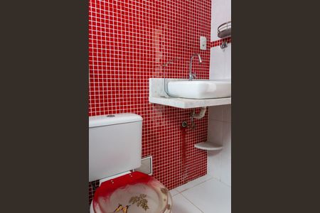 Apartamento para alugar com 81m², 3 quartos e sem vagaBanheiro