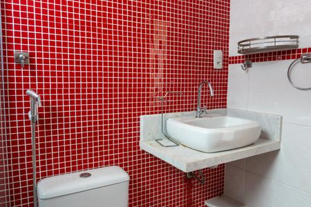 Apartamento para alugar com 81m², 3 quartos e sem vagaBanheiro