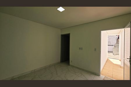 Casa à venda com 210m², 2 quartos e 2 vagas
