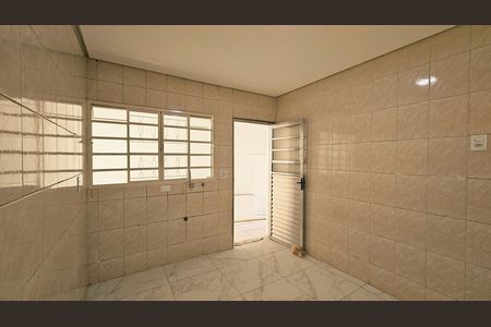 Casa à venda com 210m², 2 quartos e 2 vagas